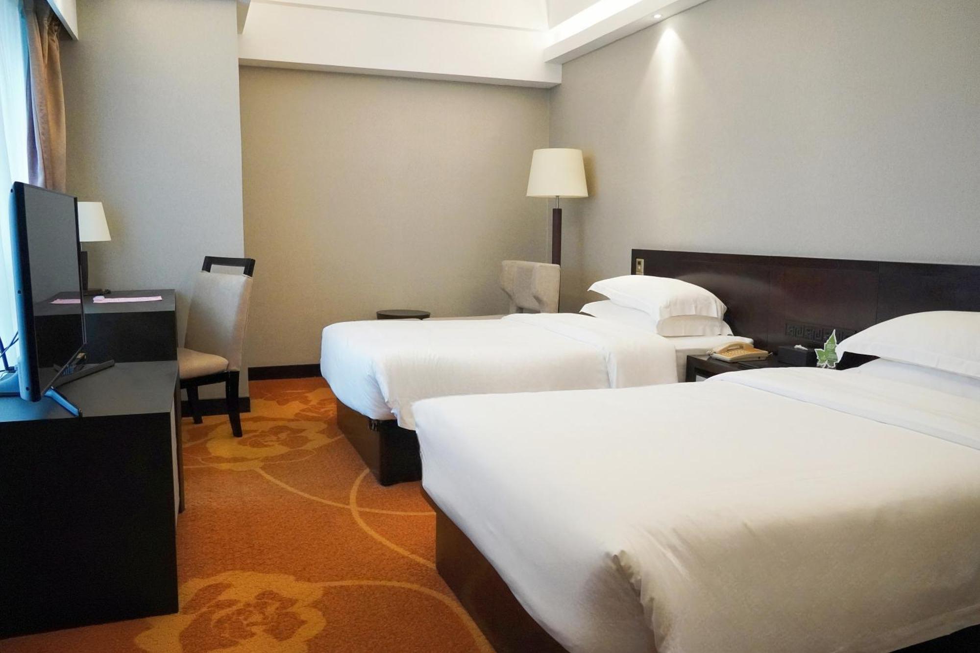 Landmark International Hotel Guangzhou Exterior photo